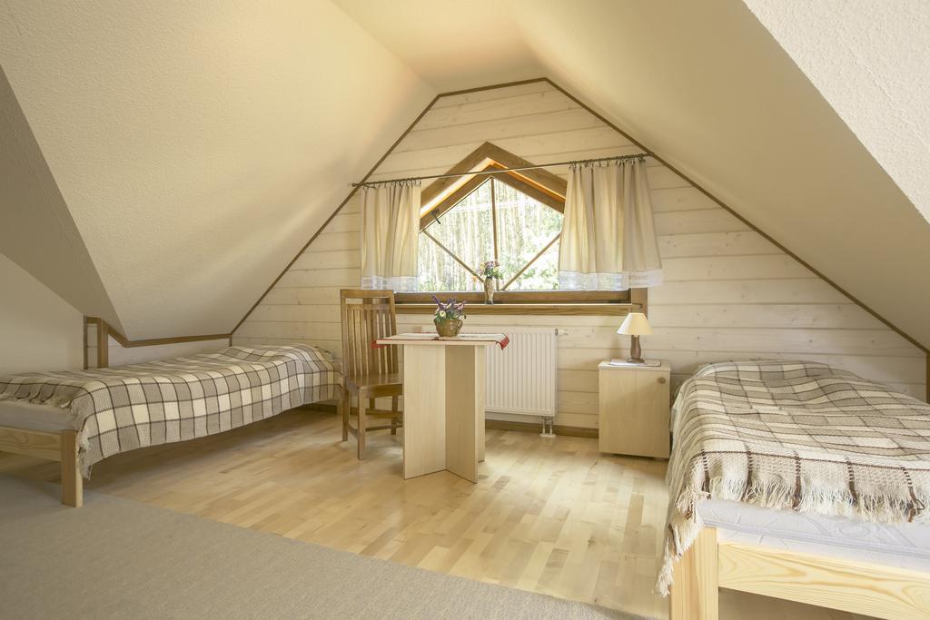Osrodek Szkoleniowy Za Lasem Syców Zimmer foto